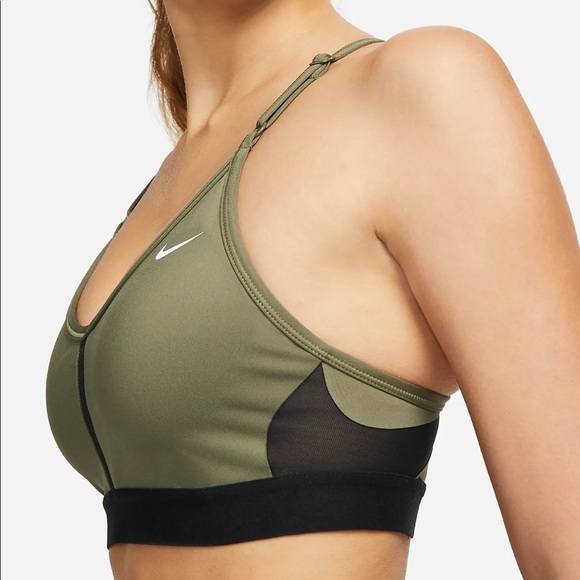Nike Indy Bra - Picture 9 of 13